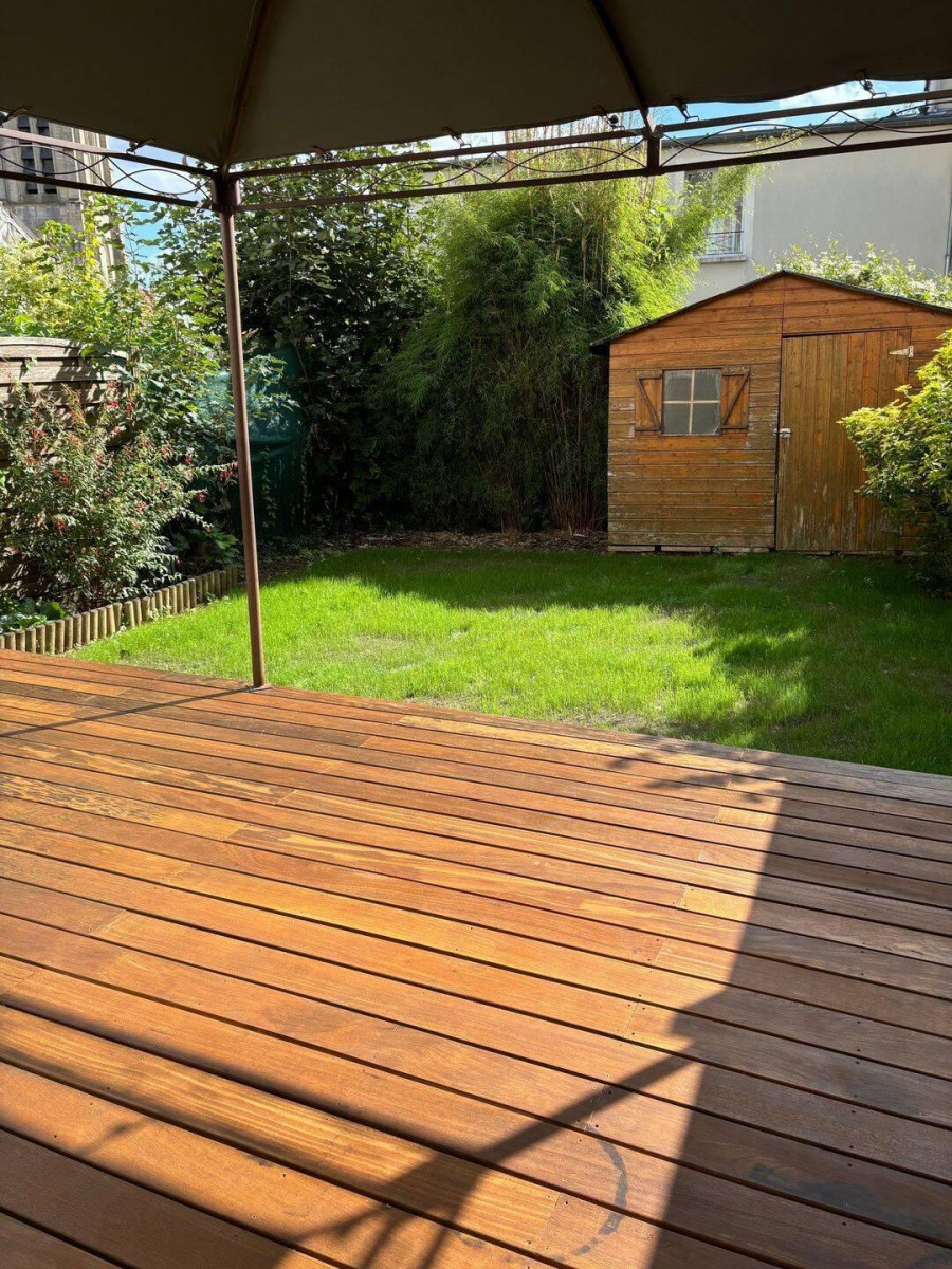 
                                                Location
                                                 Grand Studio 35m² + Jardin et Terrasse 70m²