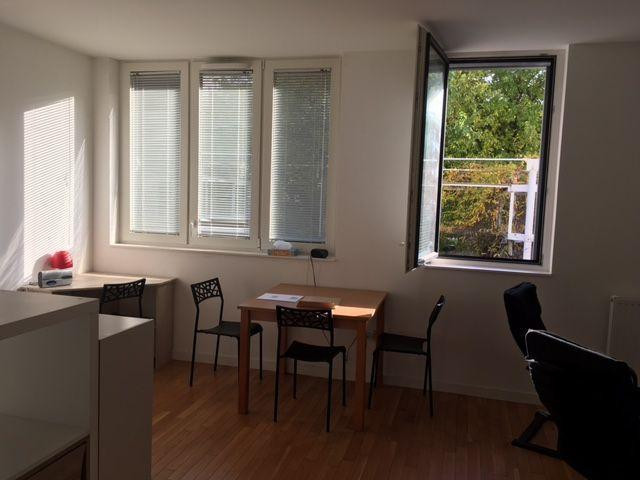 
                                                Location
                                                 Grand studio 75013 Paris 33 m2