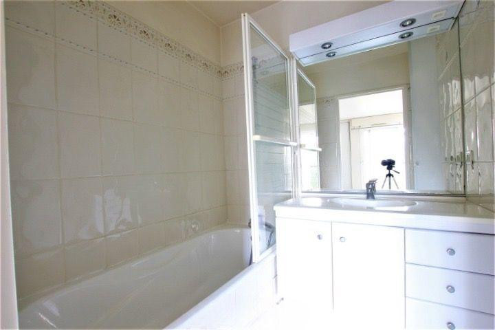 
                                                Location
                                                 Grand studio à Levallois-Perret