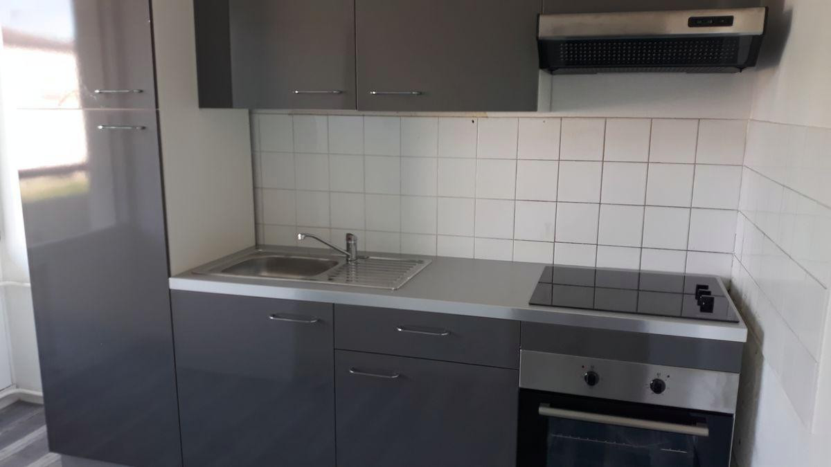 
                                                Location
                                                 Grand studio au Sablon