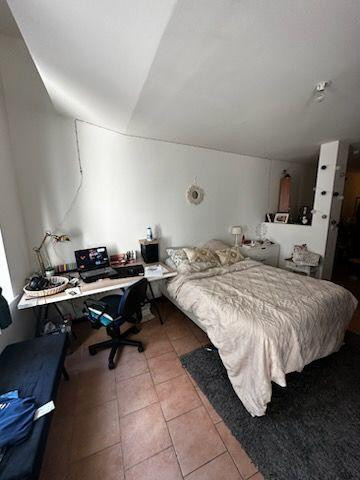 
                                                Location
                                                 Grand studio centre douai