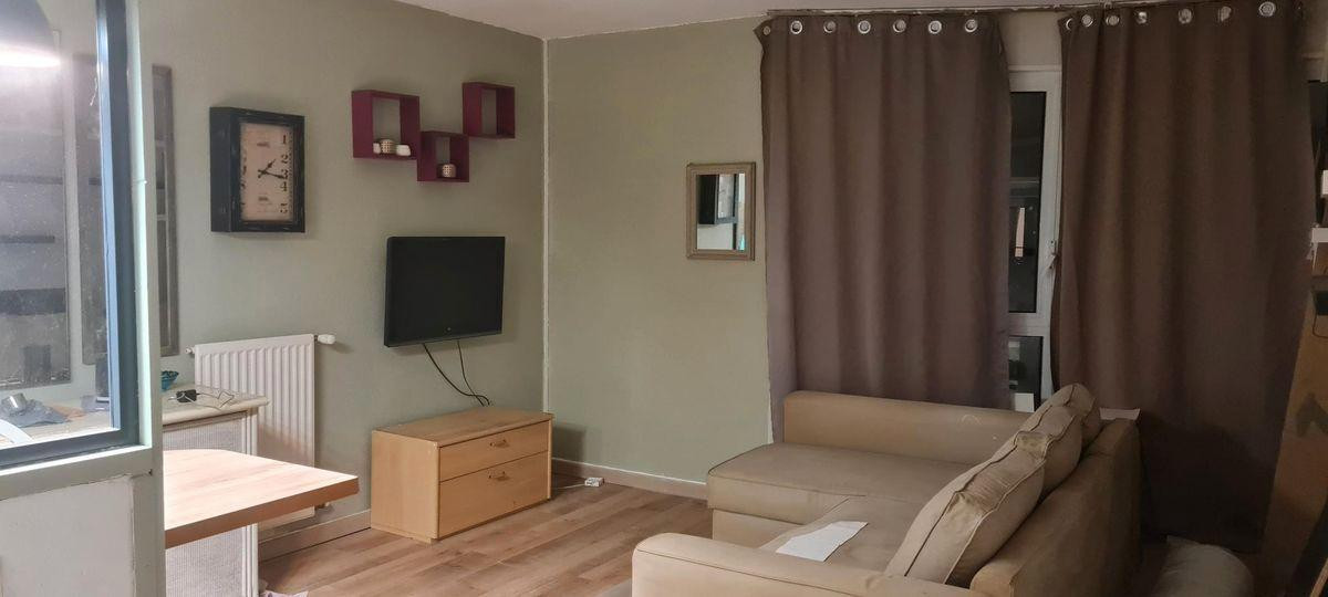
                                                Location
                                                 Grand Studio Dispo 25/08 Les Estudines Cergy