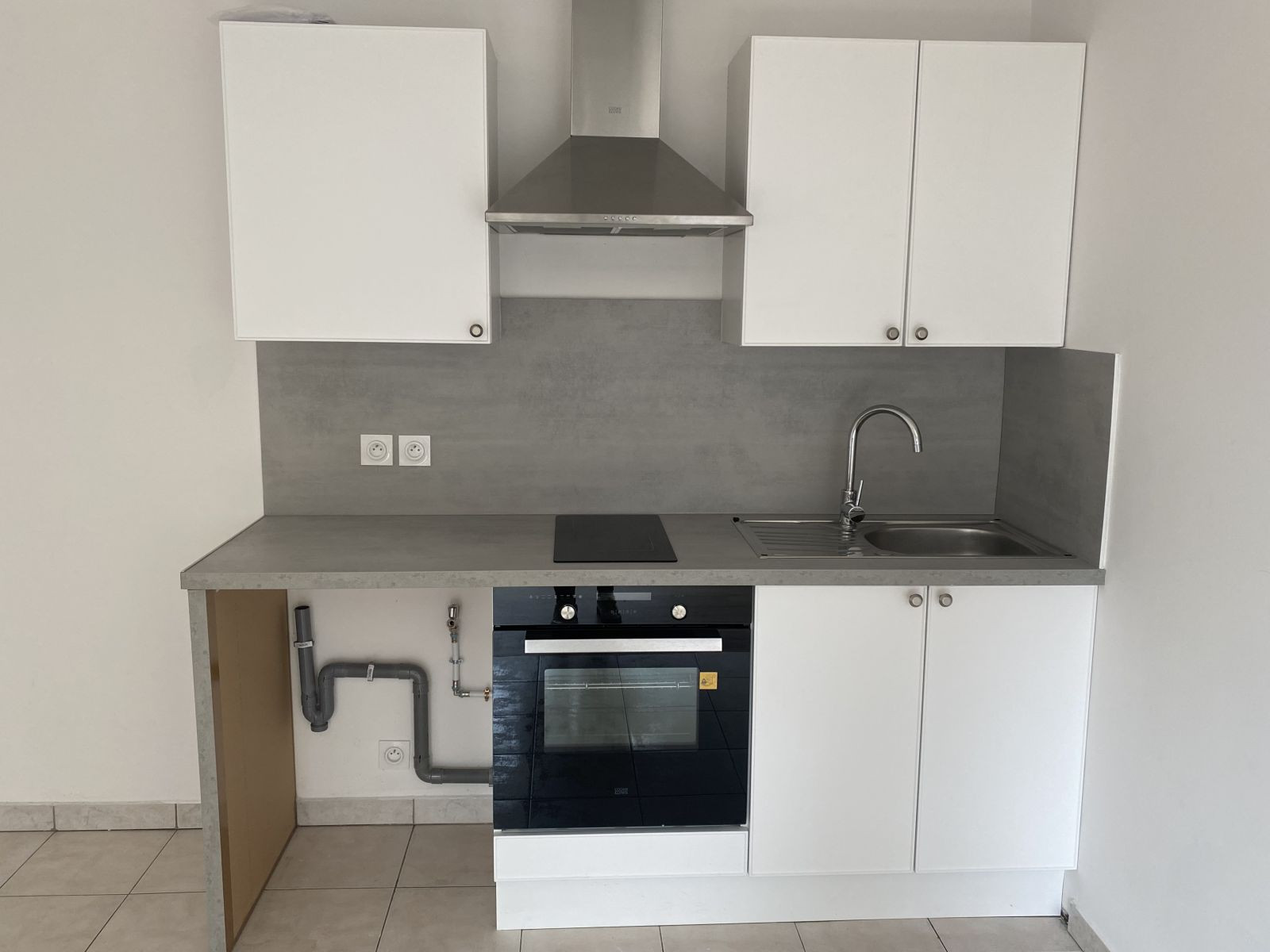 
                                                Location
                                                 Grand studio lumineux à Valenciennes