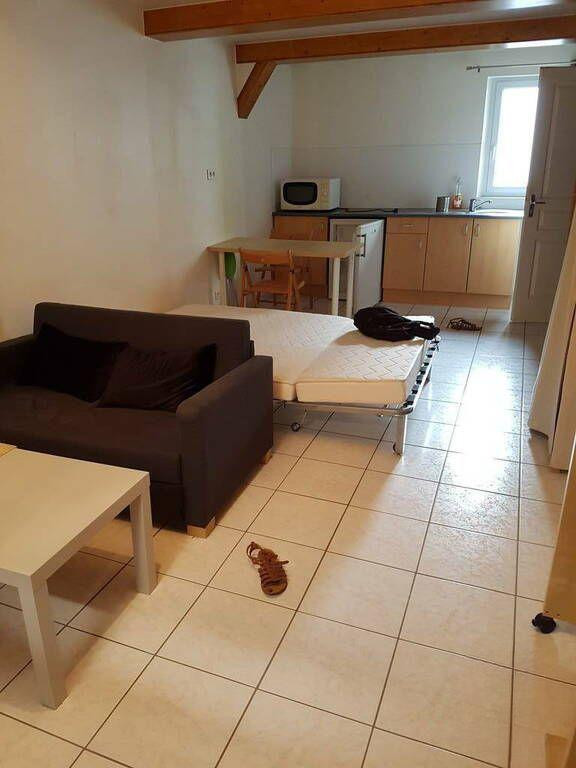 
                                                Location
                                                 Grand Studio Marseille 6e