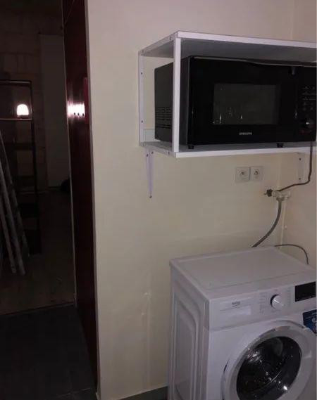 
                                                Location
                                                 Grand studio meublé 27 m² à Bordeaux Nansouty