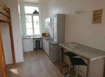 
                                                Location
                                                 Grand studio meublé 31m² très lumineux