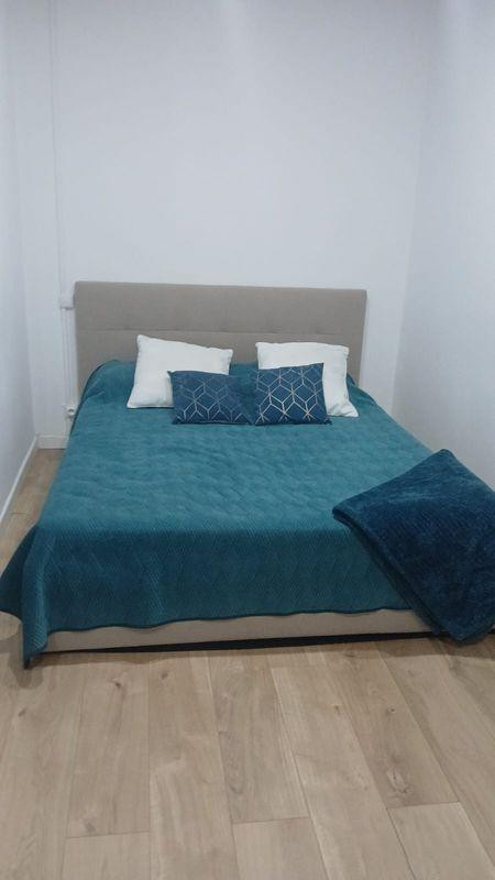 
                                                Location
                                                 Grand studio meublé 34 m² rue du drac, Grenoble