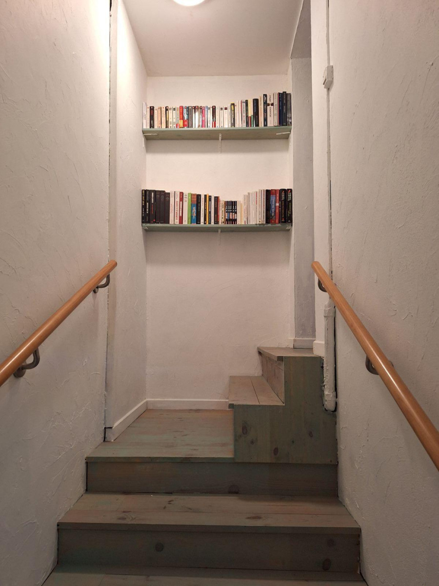 
                                                Location
                                                 Grand studio meublé tout confort