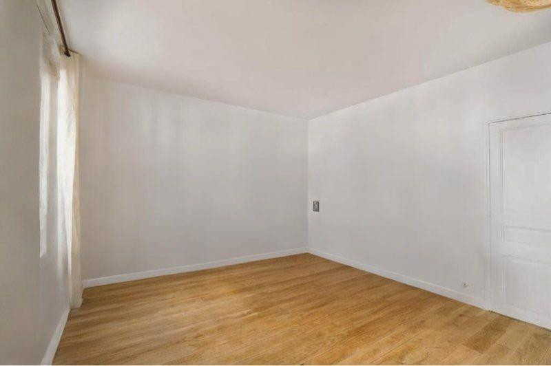 
                                                Location
                                                 Grand studio Paris 14e, Porte d’Orléans