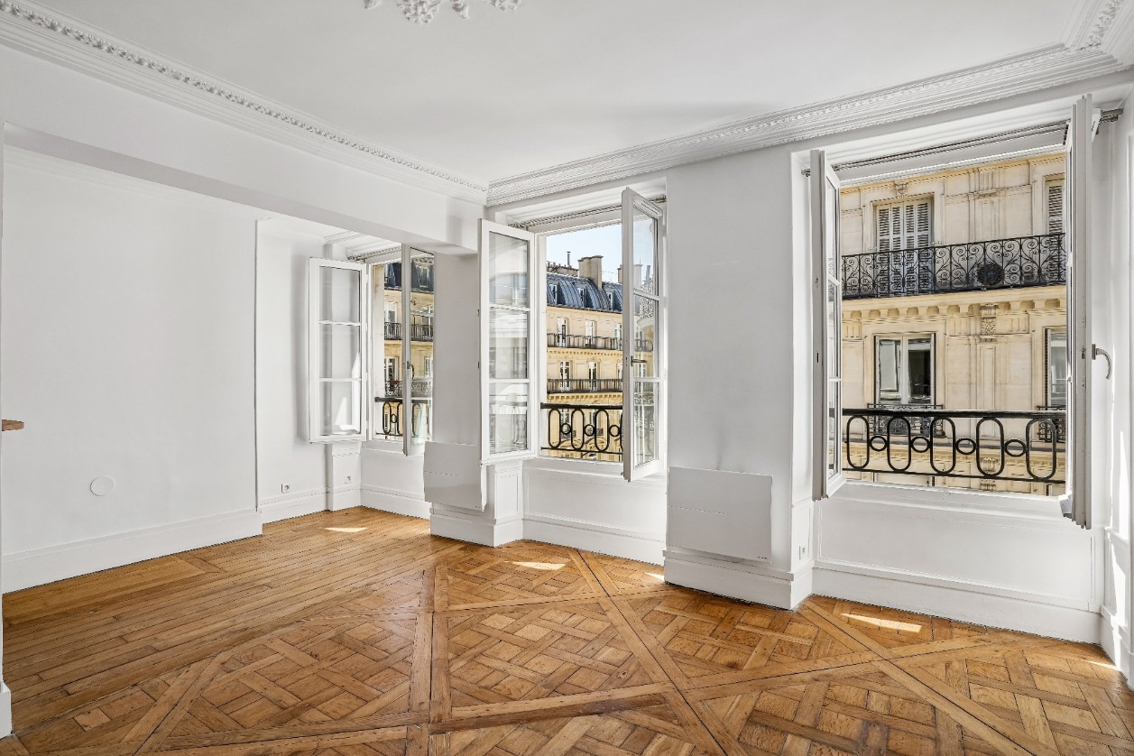 
                                                Vente
                                                 GRAND STUDIO - Quartier Opéra - Paris 2ème