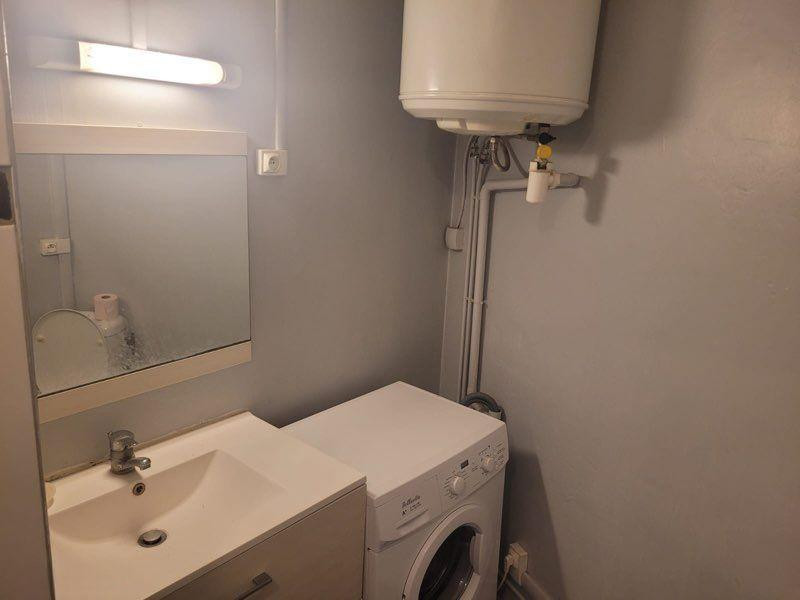 
                                                Location
                                                 Grand studio T1 30m² meublé