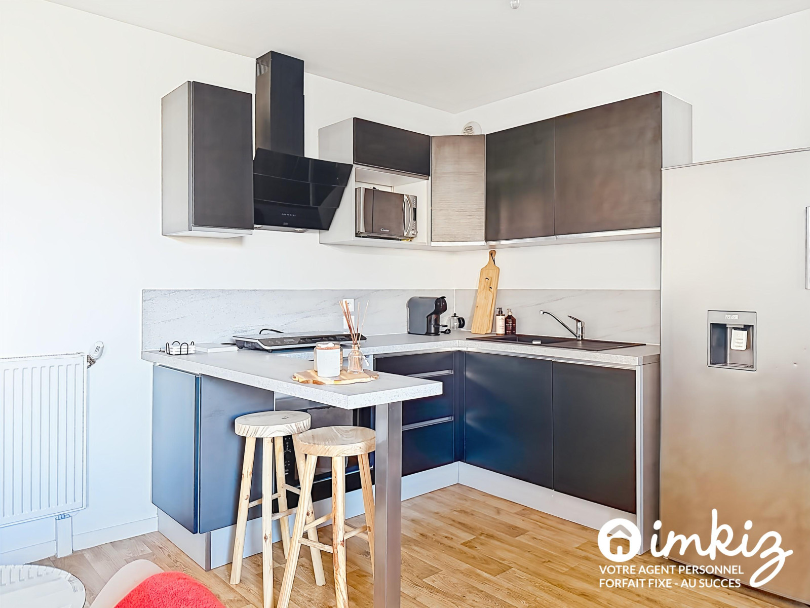 
                                                Vente
                                                 Grand studio / T2, balcon et parking privé