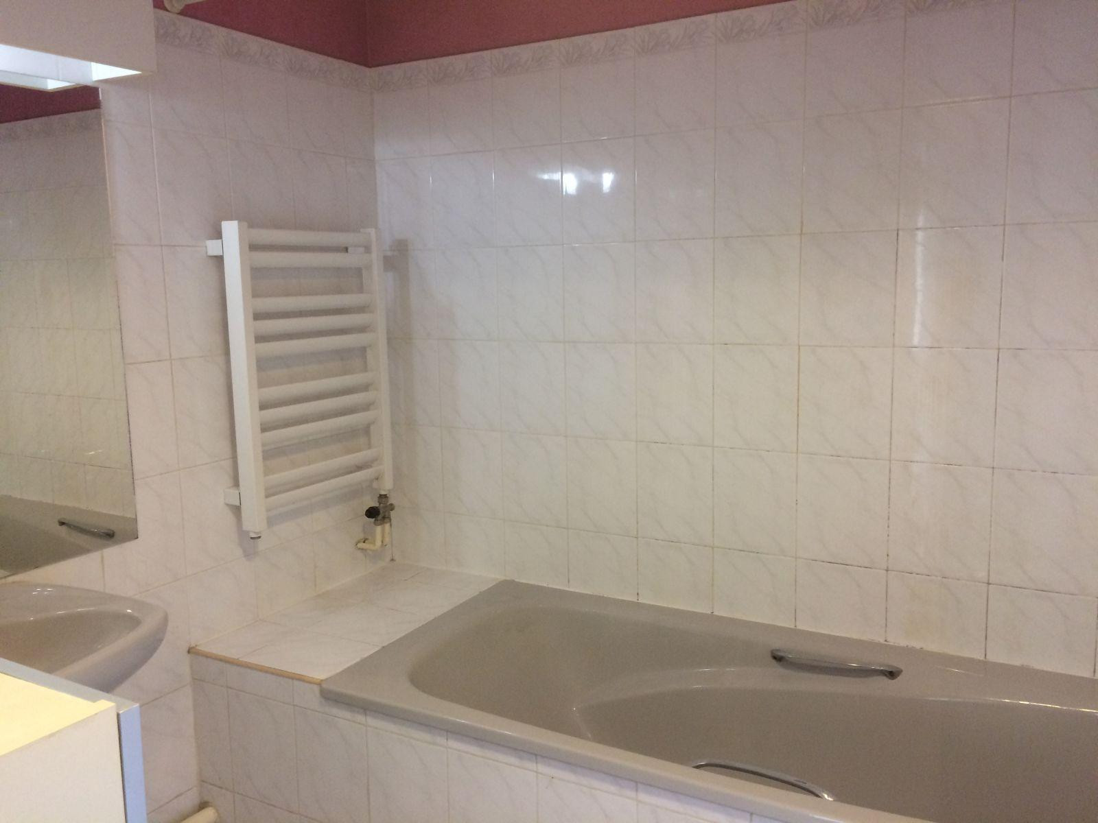 
                                                Location
                                                 Grand T1 equipé