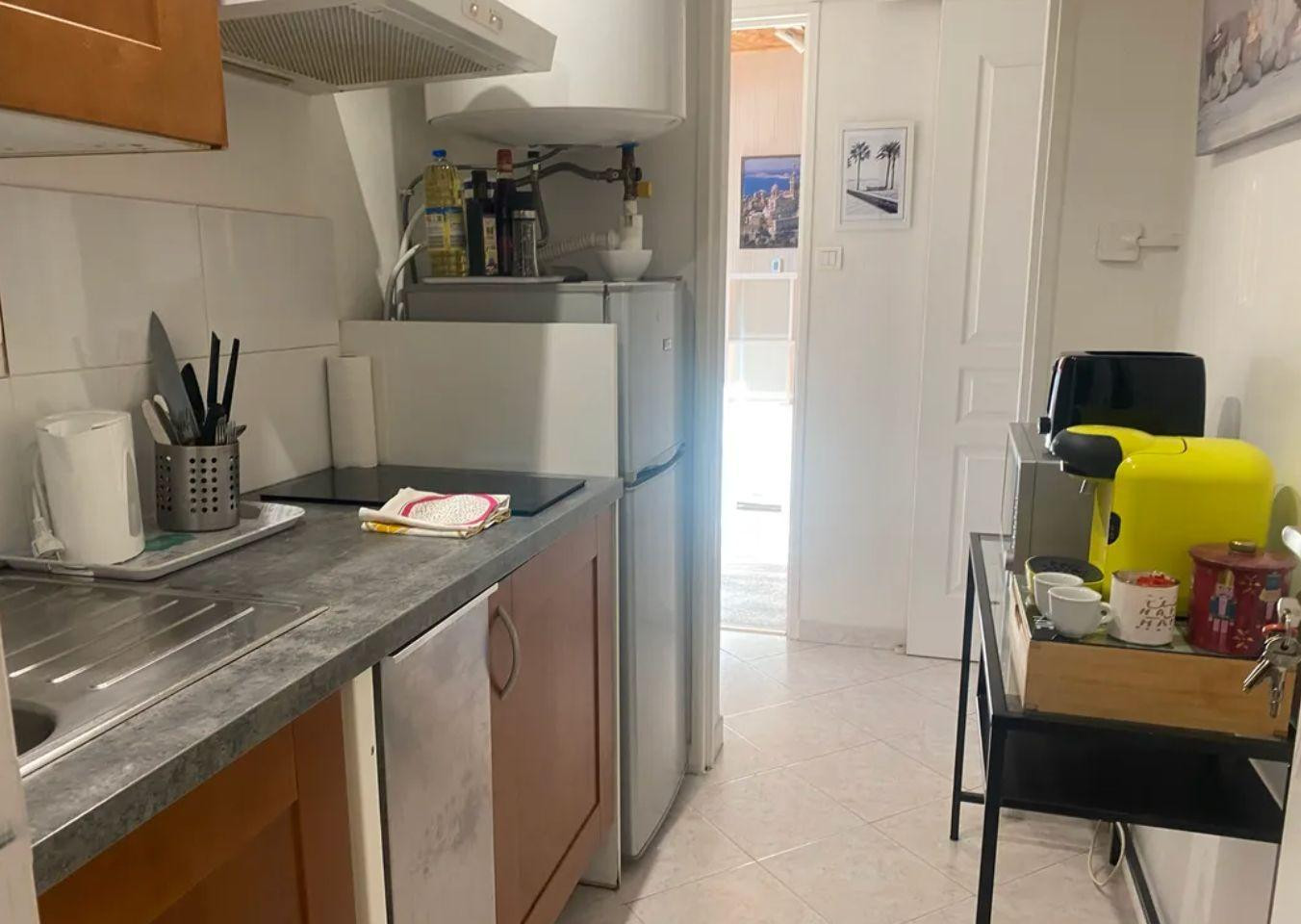 
                                                Location
                                                 Grand T1 meublé La Rouviere 13009