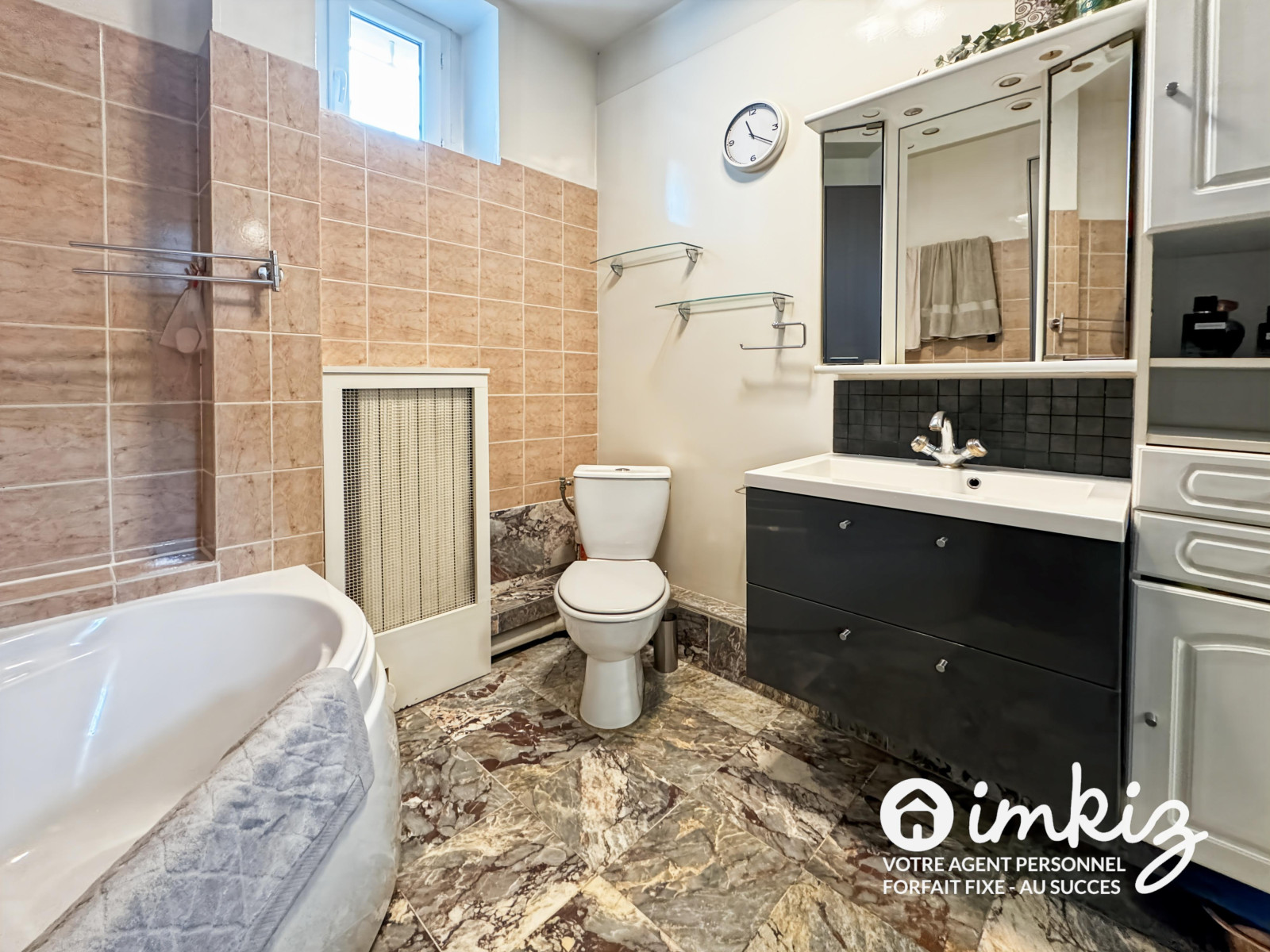 
                                                Vente
                                                 Grand T2/3 proche Mouffetard- Jardin des plantes