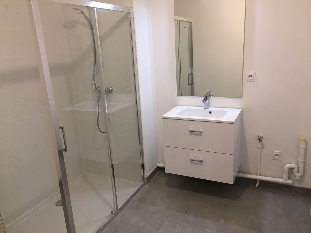 
                                                Location
                                                 Grand T2 à Reims