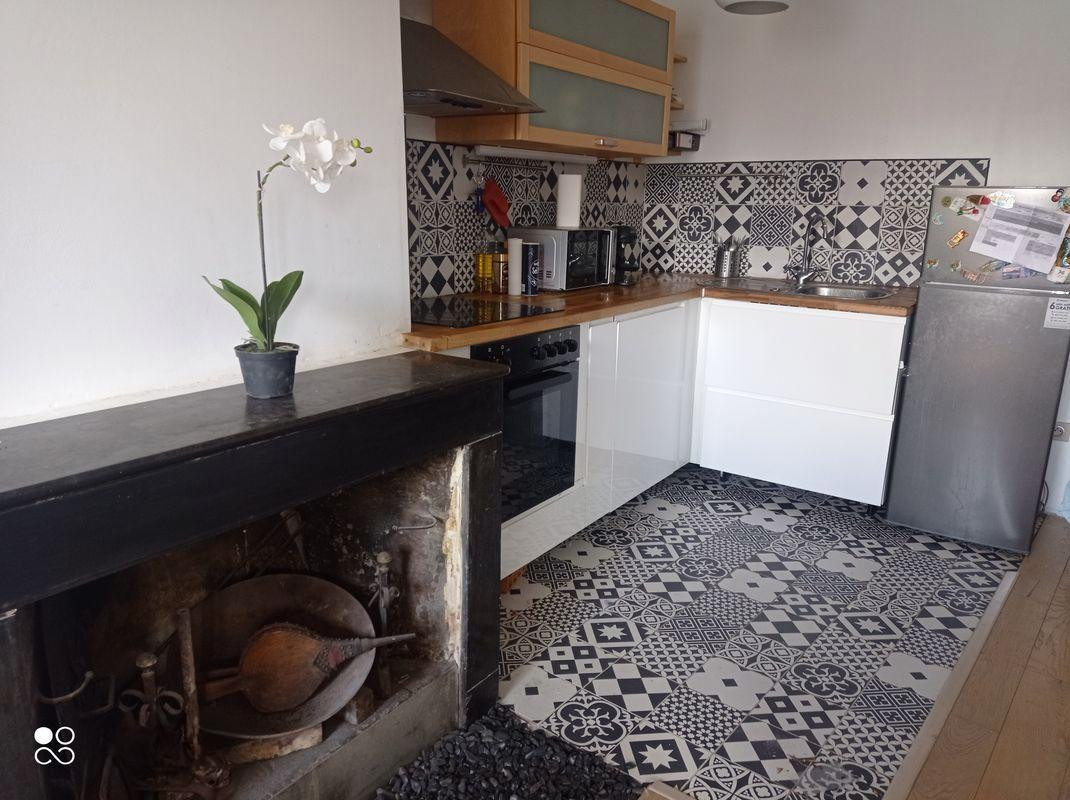 
                                                Location
                                                 Grand T2 de 56 m2 avec vue sur les montagnes