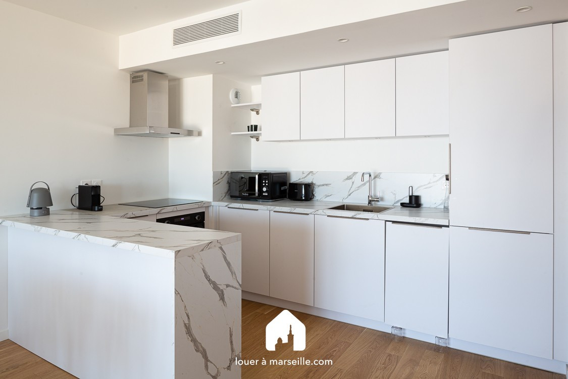 
                                                Location
                                                 Grand T2 de standing meuble
