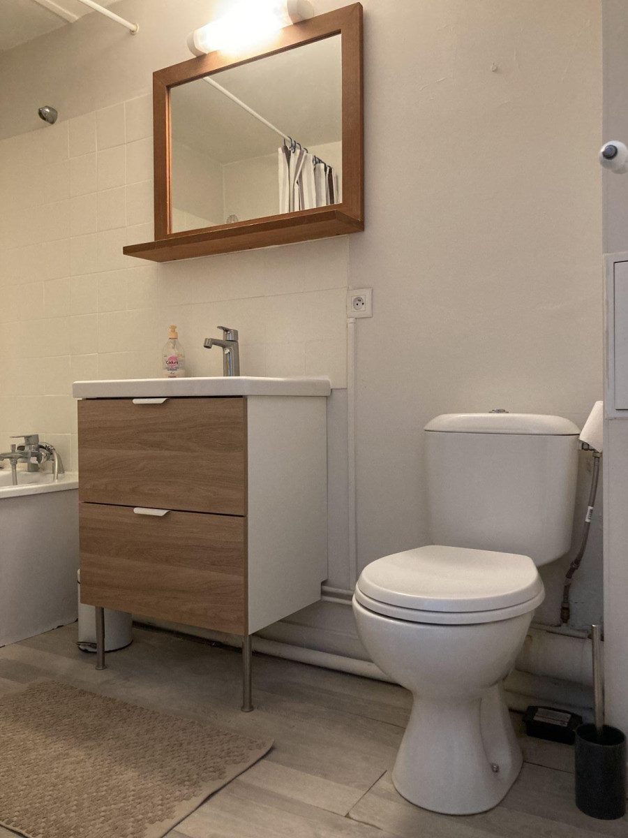 
                                                Location
                                                 Grand T2 lumineux de 53 m²