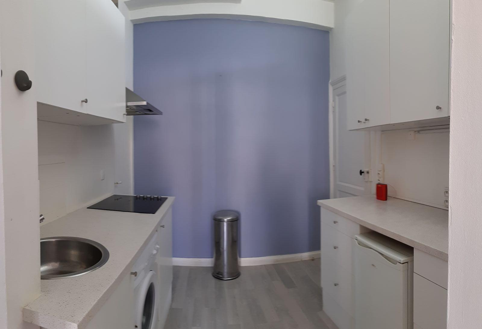 
                                                Location
                                                 Grand T2 lumineux de 53 m²