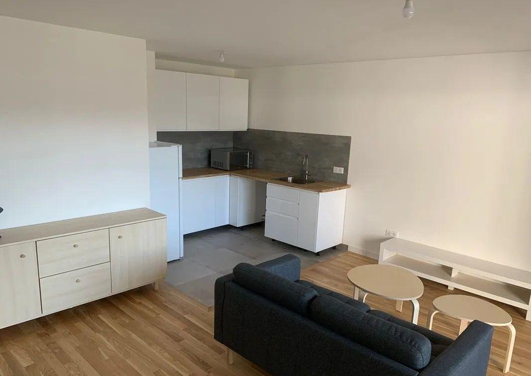 
                                                Location
                                                 Grand T2 Meublé 46m² dans écoquartier