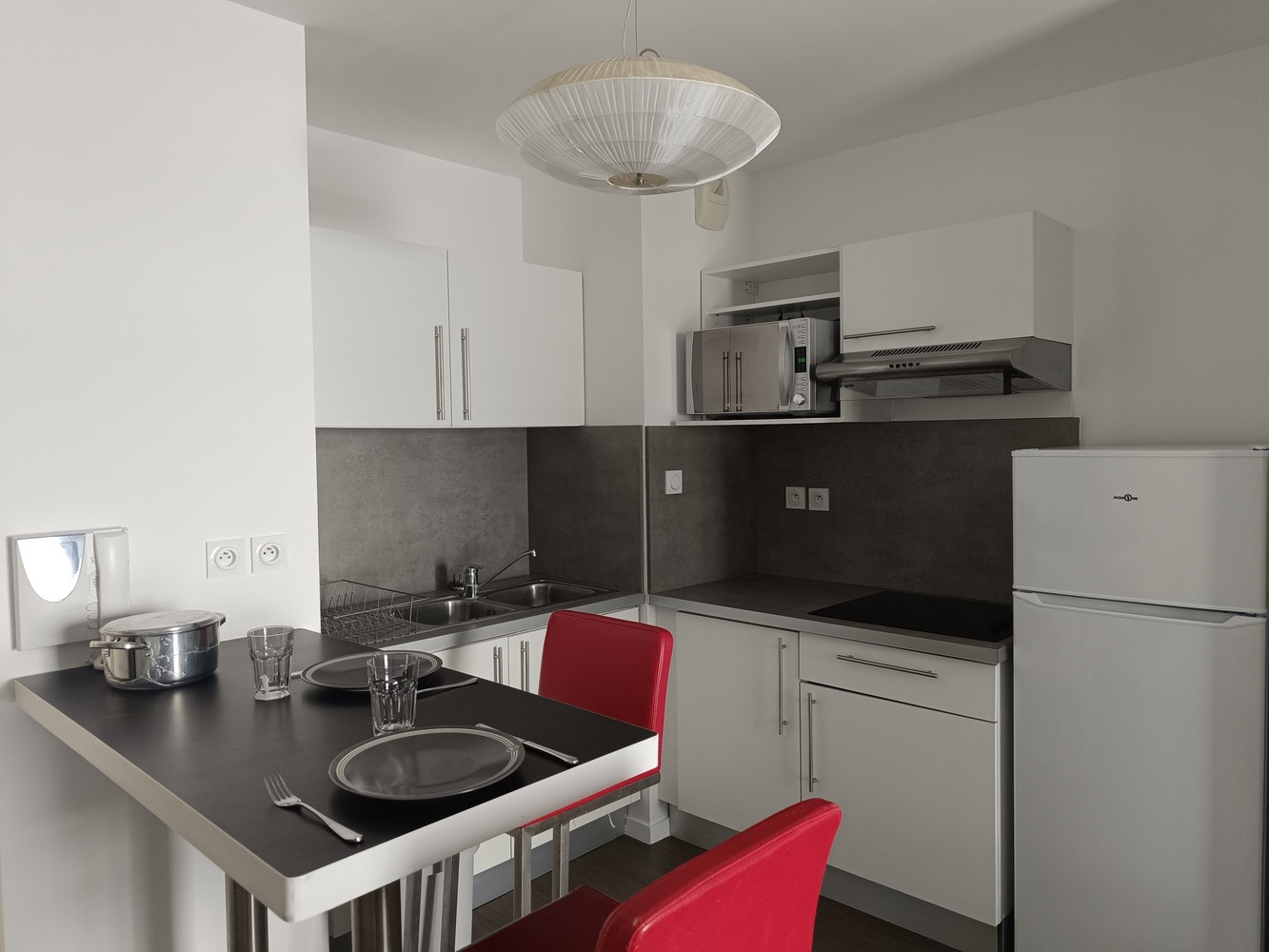 
                                                Location
                                                 Grand T2 meublé Saint Herblain