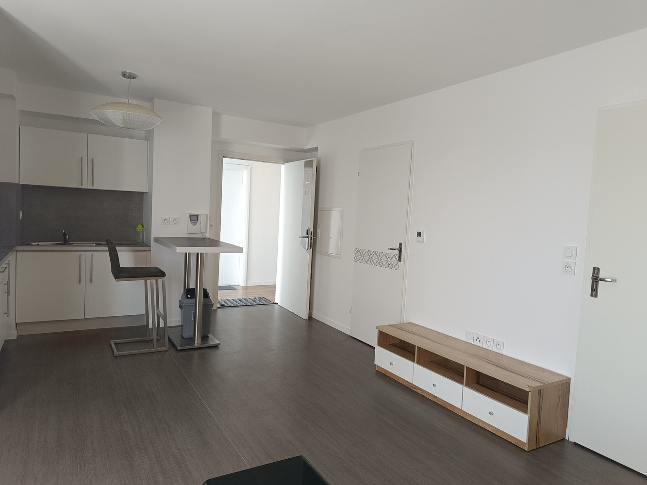 
                                                Location
                                                 Grand T2 meublé Saint Herblain