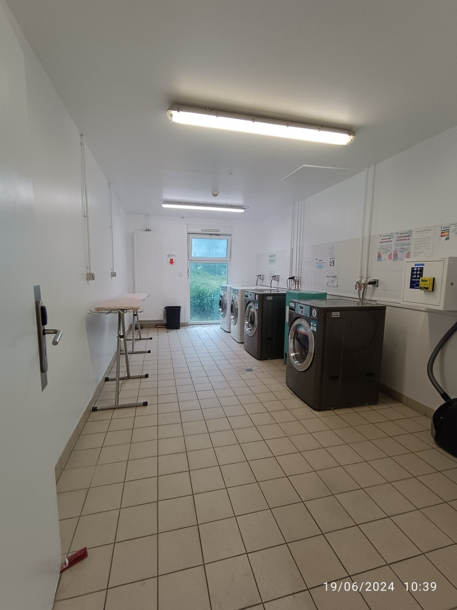 
                                                Location
                                                 Grand T2 meublé Saint Herblain