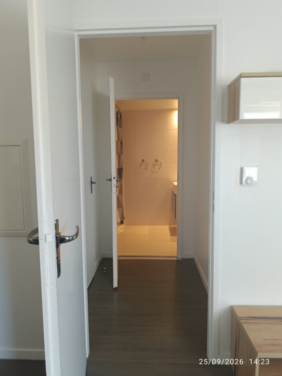 
                                                Location
                                                 Grand T2 meublé Saint Herblain