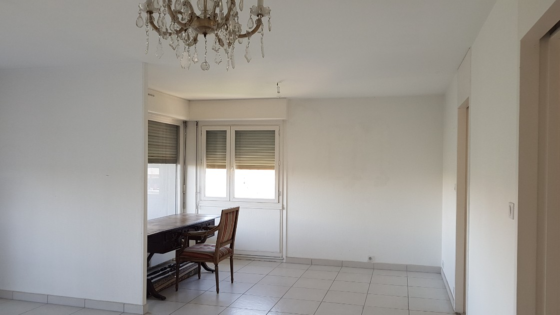 
                                                Location
                                                 GRAND T3  DE 107M²