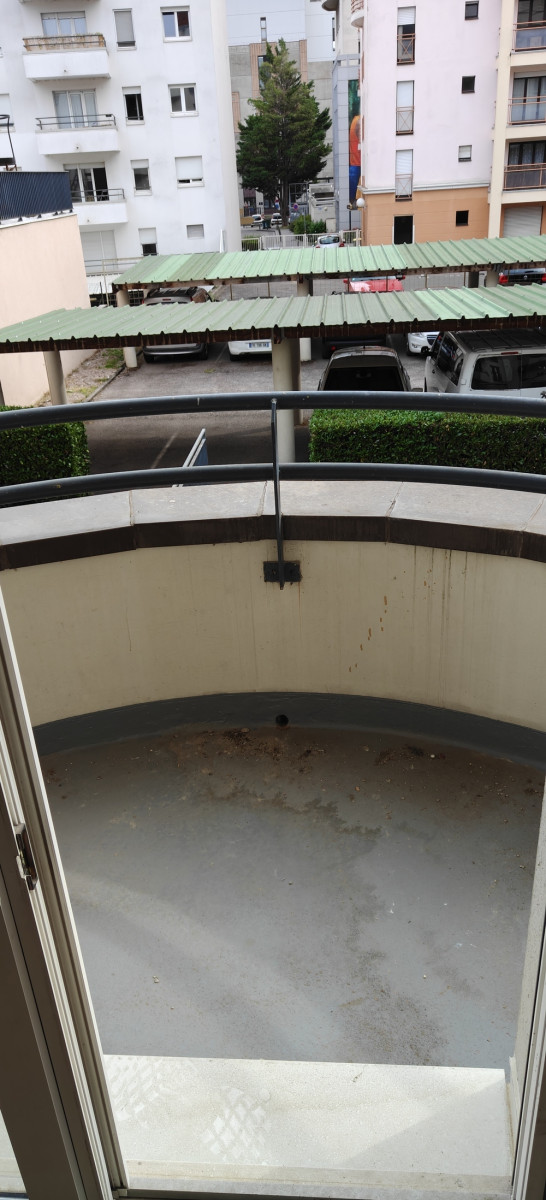 
                                                Location
                                                 Grand T3 de 89 M2 lumineux à Nancy