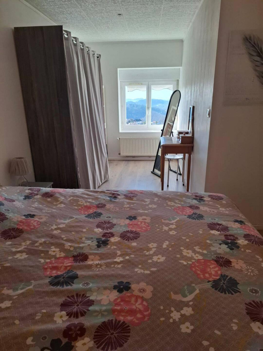
                                                Location
                                                 Grand T3 indépendant 94 m² – Centre Montfaucon