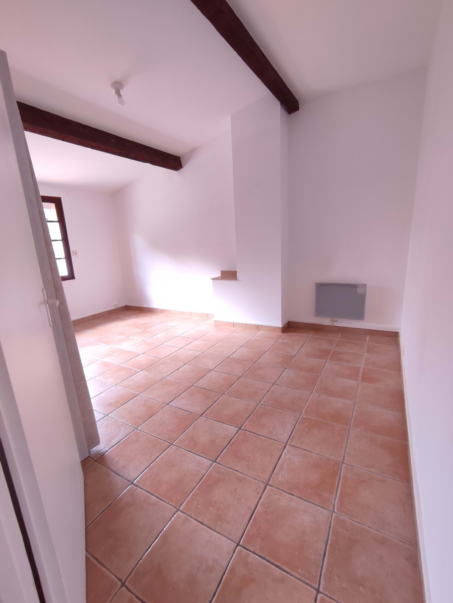 
                                                Location
                                                 Grand T3 Libourne avec Terrasse