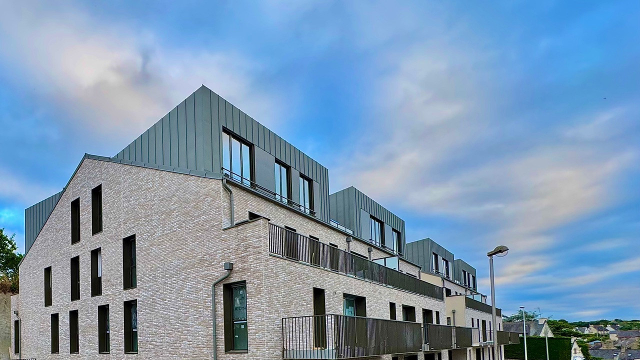 
                                                Vente
                                                 Grand T3bis avec terrasse – Vue Port de Dahouët