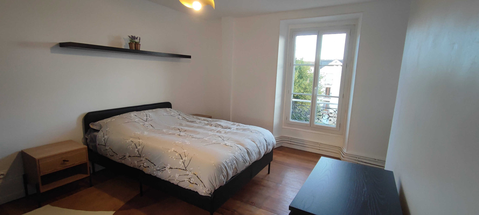 
                                                Vente
                                                 Grand T4 bis meublé avec forte rentabilité – Montereau-Fault-Yonne