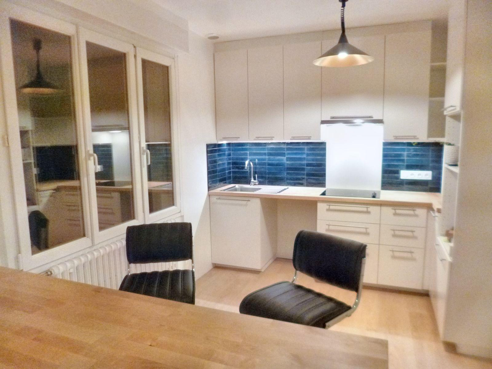 
                                                Location
                                                 Grand T6 lumineux à Roscoff , 5 mn de la plage.