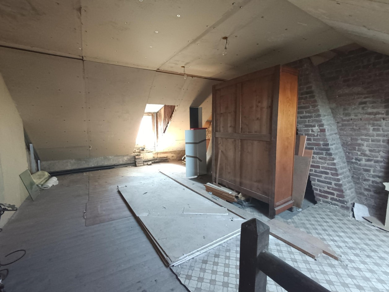 
                                                Vente
                                                 Grande amiénoise 2 à 3 chambres, jardin