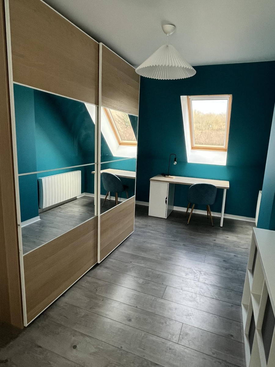 
                                                Colocation
                                                 Grande chambre 22m2 - Place St Jean