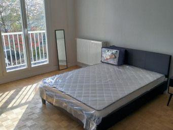 
                                                Colocation
                                                 Grande chambre meublée dans colocation Villejean
