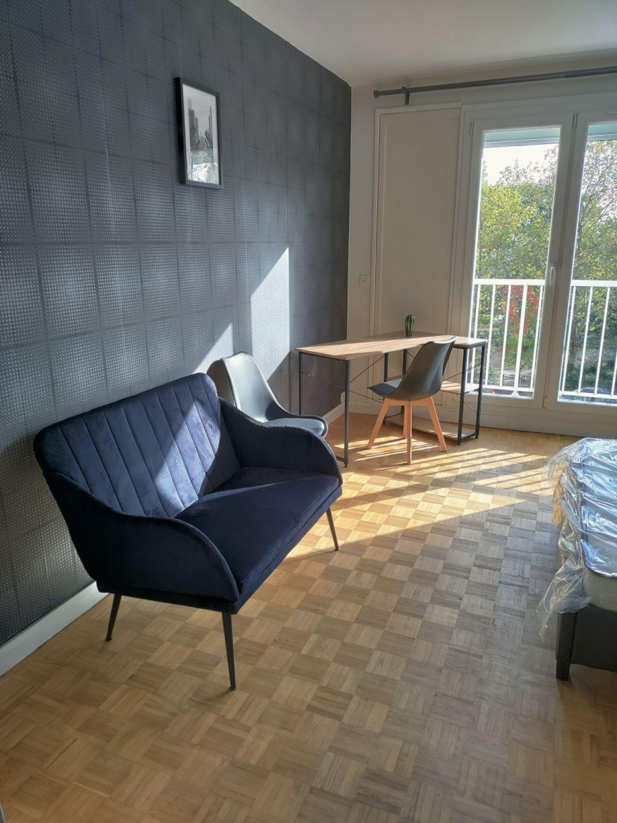 
                                                Colocation
                                                 Grande chambre meublée dans colocation Villejean