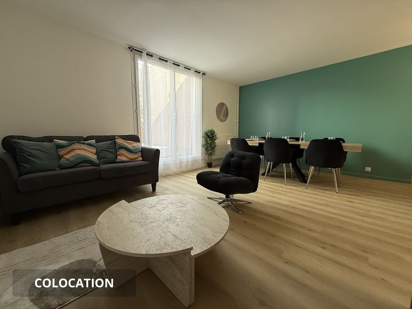 
                                                Colocation
                                                 Grande colocation neuve avec ménage Evry