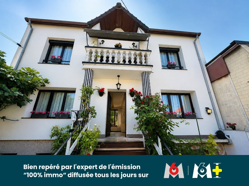 
                                                Vente
                                                 GRANDE MAISON 9 PIECES - IDEALE FAMILLE OU INVESSTISSEUR - PROCHE METRO