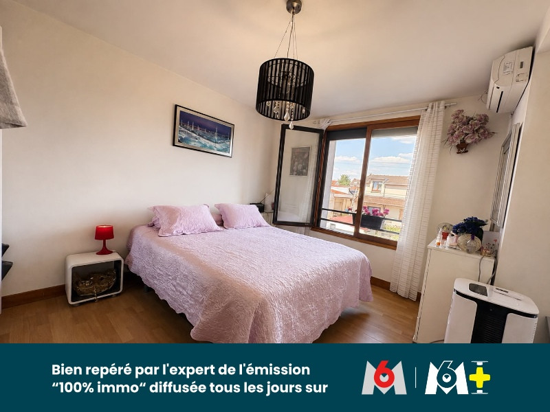 
                                                Vente
                                                 GRANDE MAISON 9 PIECES - IDEALE FAMILLE OU INVESSTISSEUR - PROCHE METRO