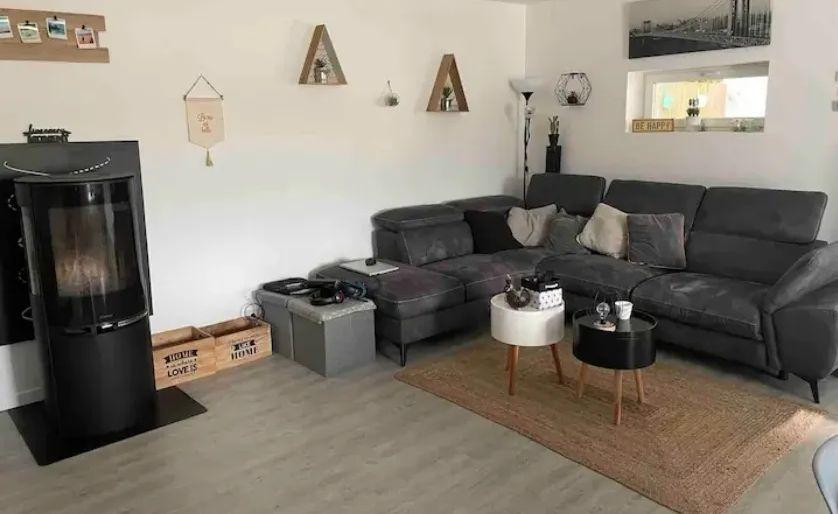 
                                                Location
                                                 Grande maison à louer jusqu'à fin mai à Mérignac