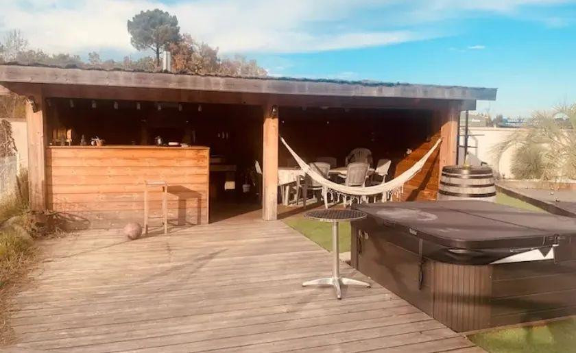 
                                                Location
                                                 Grande maison à louer jusqu'à fin mai à Mérignac