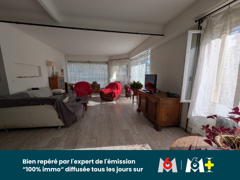 
                                                Vente
                                                 Grande maison avec fort potentiel – Idéale commerce, gîte ou grande famille