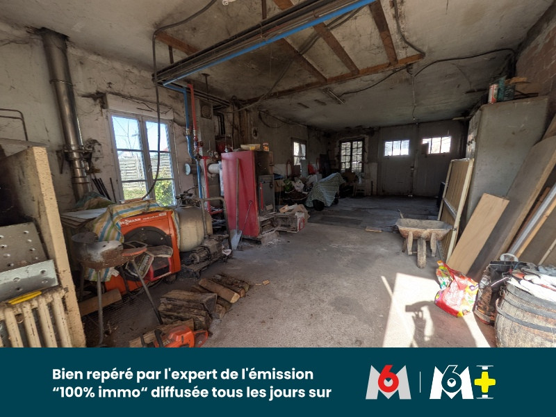 
                                                Vente
                                                 Grande maison avec fort potentiel – Idéale commerce, gîte ou grande famille