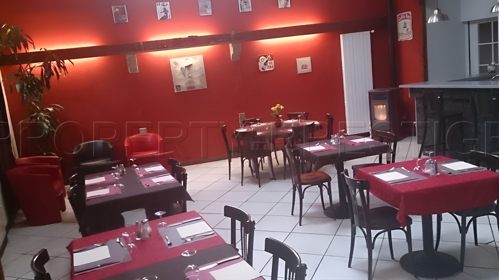 
                                                Vente
                                                 Grande Maison de 310 m² au Cœur d'un Village Proche de Thiers (63)