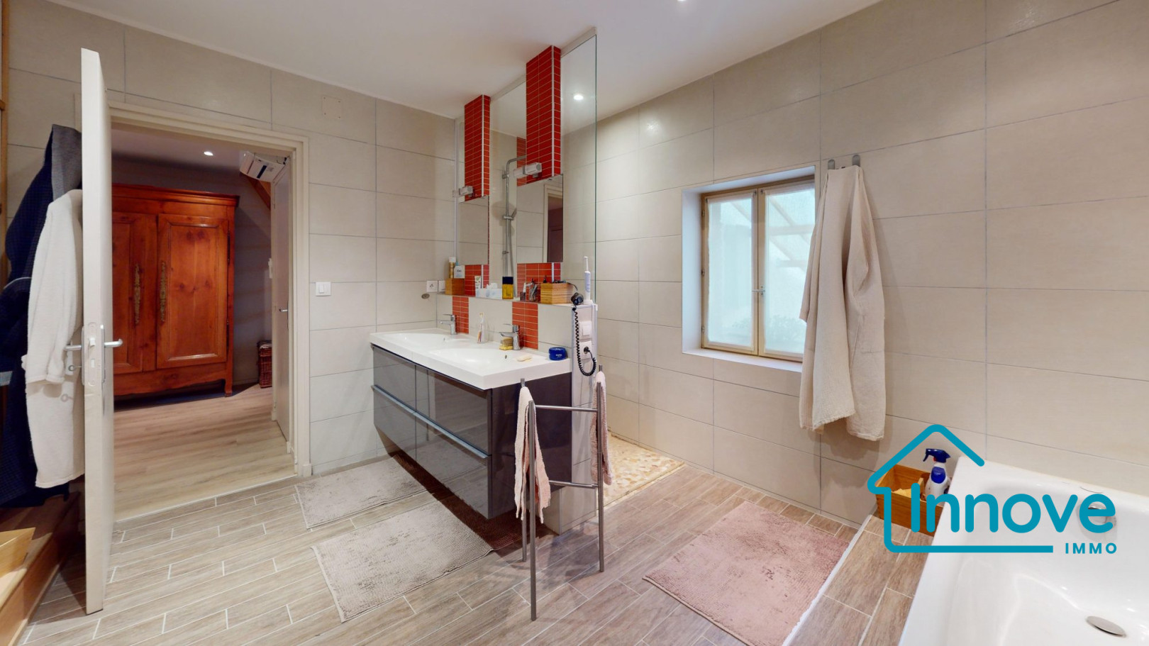 
                                                Vente
                                                 Grande maison familiale avec gîte indépendant – 276 m² –