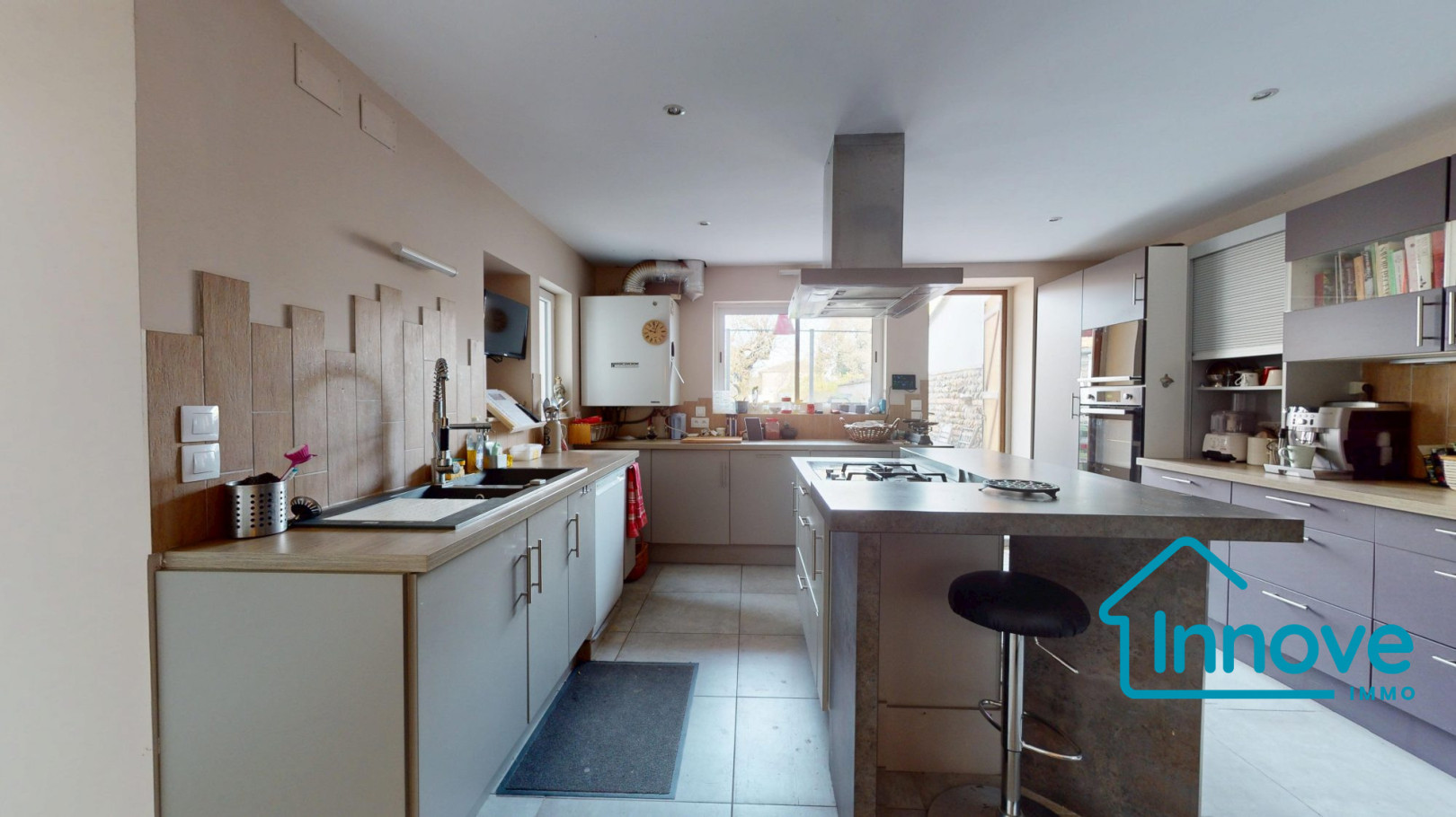
                                                Vente
                                                 Grande maison familiale avec gîte indépendant – 276 m² –